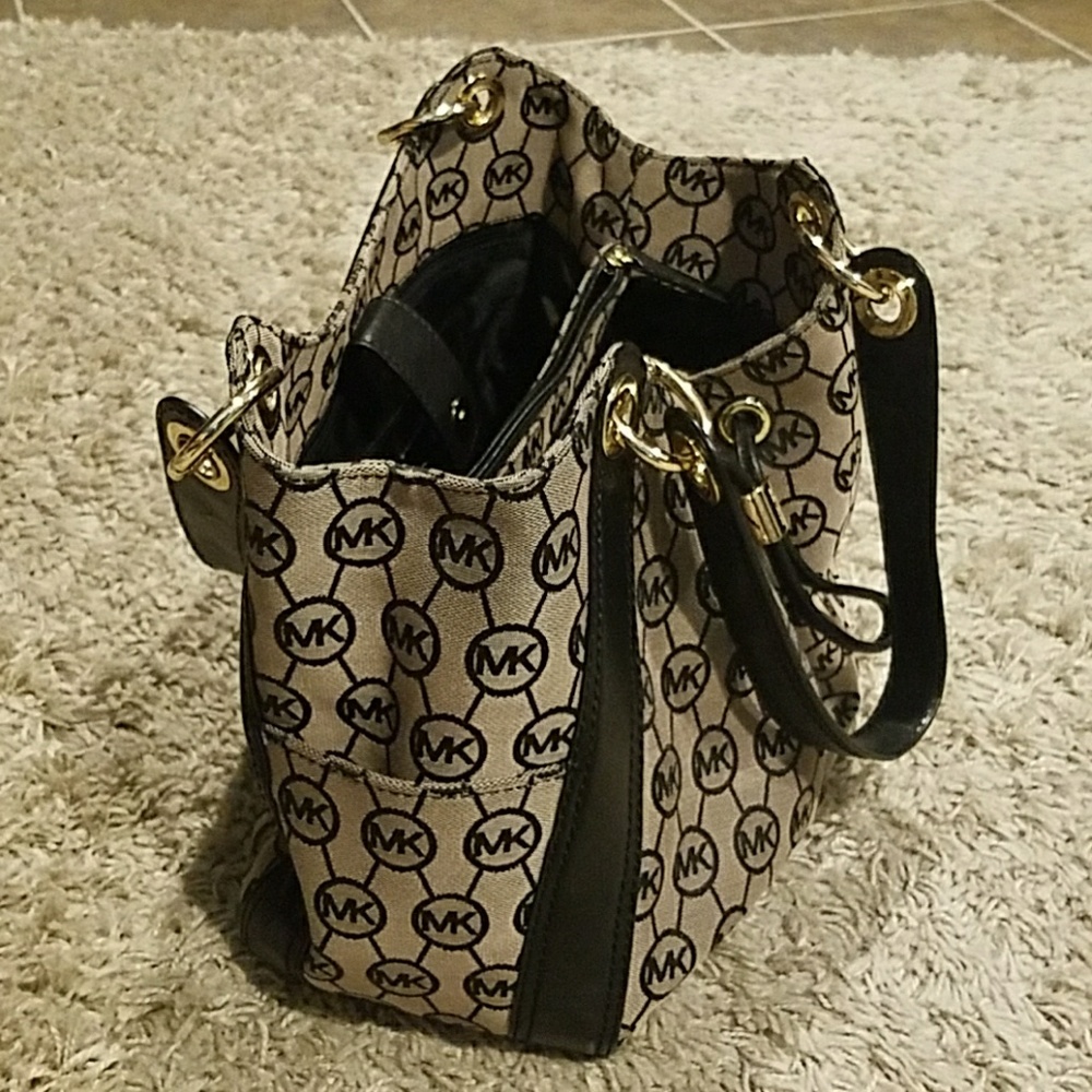 Michael Kors Authentic Handbag - image 7